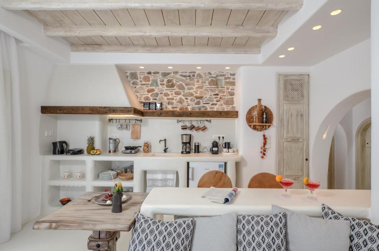 Honey & Cinnamon Luxury Suite Naxos City エクステリア 写真