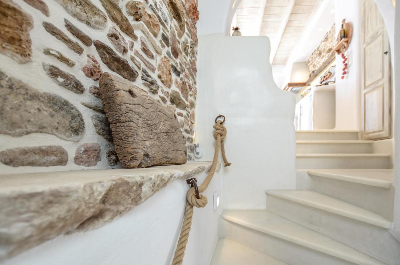 Honey & Cinnamon Luxury Suite Naxos City エクステリア 写真