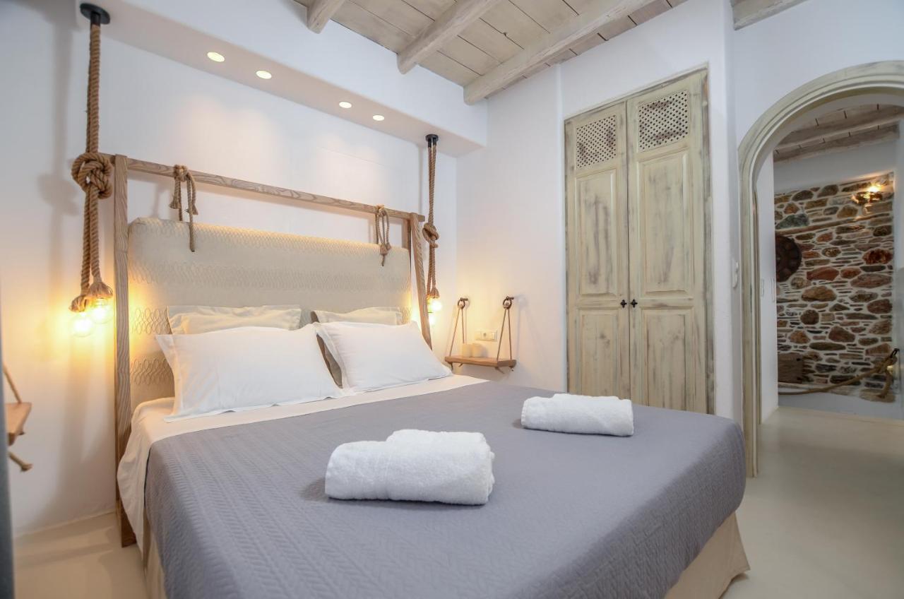 Honey & Cinnamon Luxury Suite Naxos City エクステリア 写真