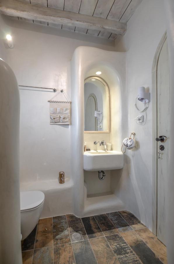 Honey & Cinnamon Luxury Suite Naxos City エクステリア 写真