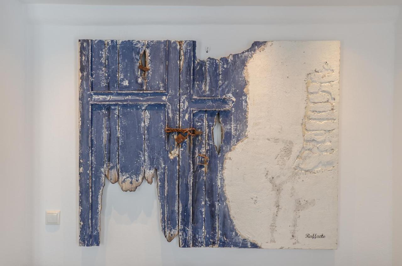 Honey & Cinnamon Luxury Suite Naxos City エクステリア 写真
