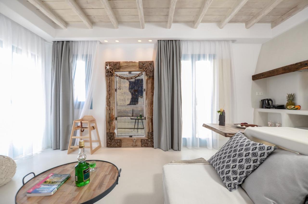 Honey & Cinnamon Luxury Suite Naxos City エクステリア 写真