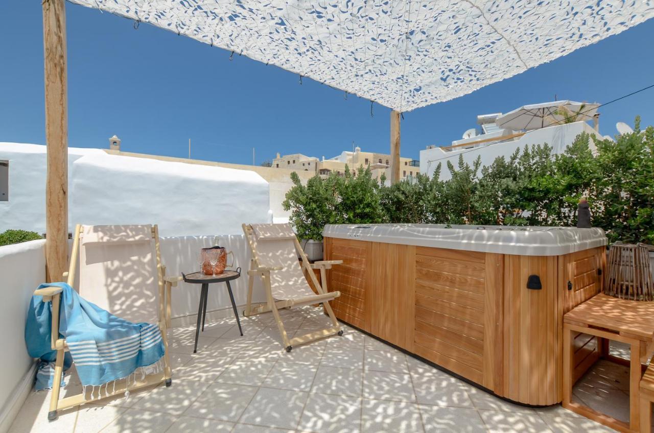 Honey & Cinnamon Luxury Suite Naxos City エクステリア 写真
